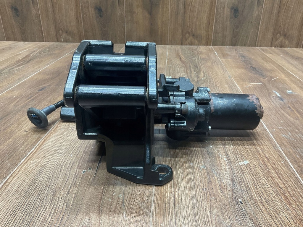 Кронштейн двигун поріг лівий задній range rover l405 vplgp0138 fsm0l61 fsm0r3 Оригінал