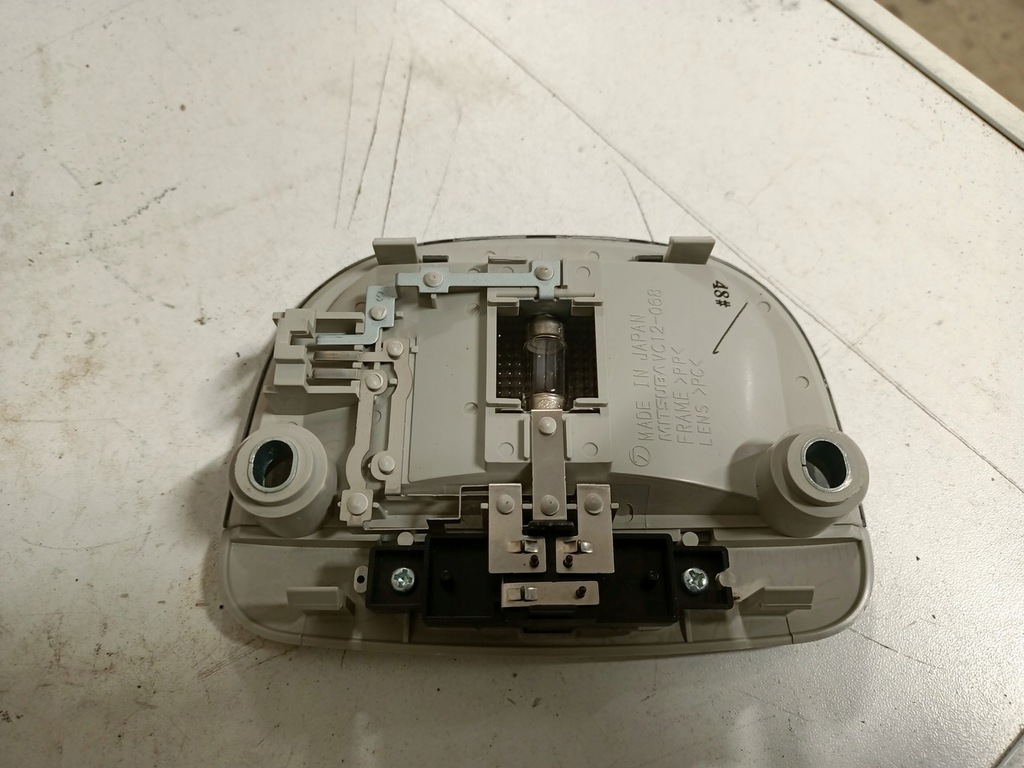 фото №2, Лампа потолочный subaru forester iv