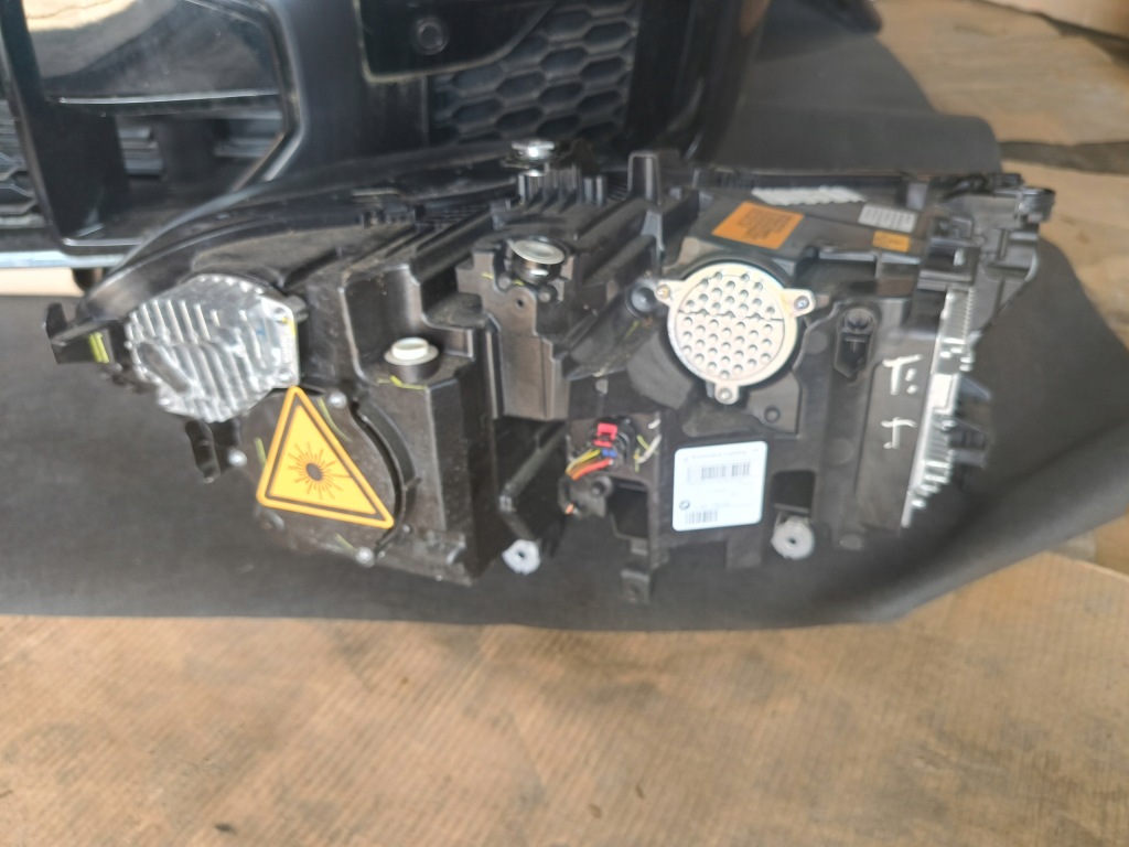 Лампа перед ліва права bmw x5 g05 laser 9481793 9481794 америка Оригінал