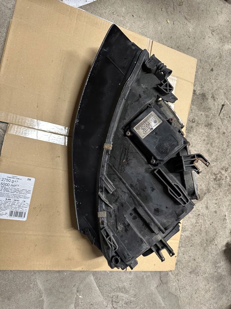 фото №8, A4 b8 s4 лампа правая перед передняя bi ксенон uk 8k0941004h