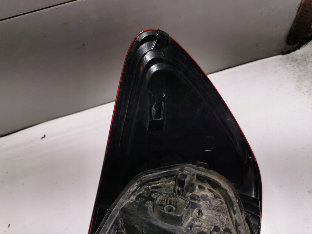 фото №16, Лампа лівий задня vw scirocco 1k8945095e