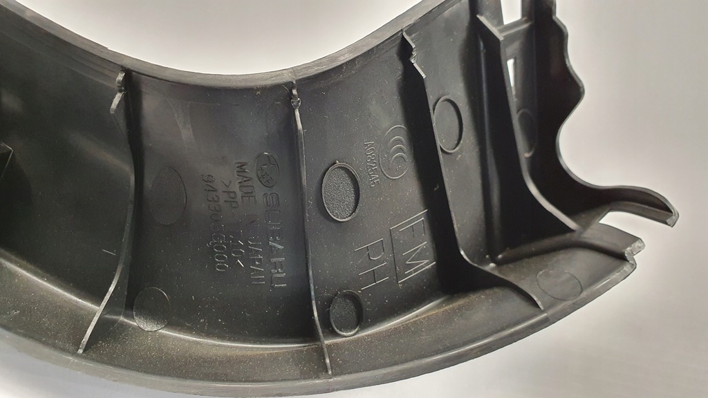 фото №5, Subaru forester iv пластик крышки багажника правый