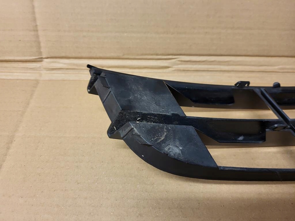 фото №11, Audi q7 05-15 4l 3.0 tdi решётка бампера передняя левая перед оригинальный номер 4l0807681