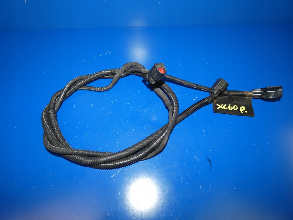 фото №1, Volvo xc60 i джгут омивача капот