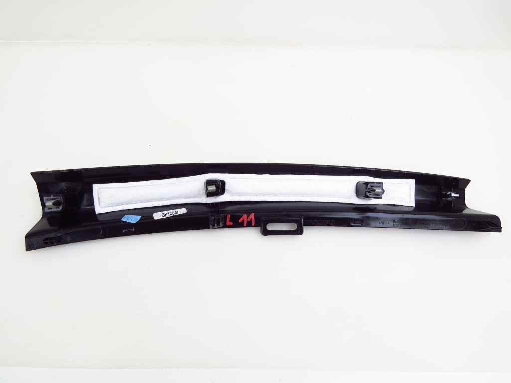 фото №8, Молдинг захист стійка сидіння лівий задня задня 31479662 volvo s60 iii 18-24