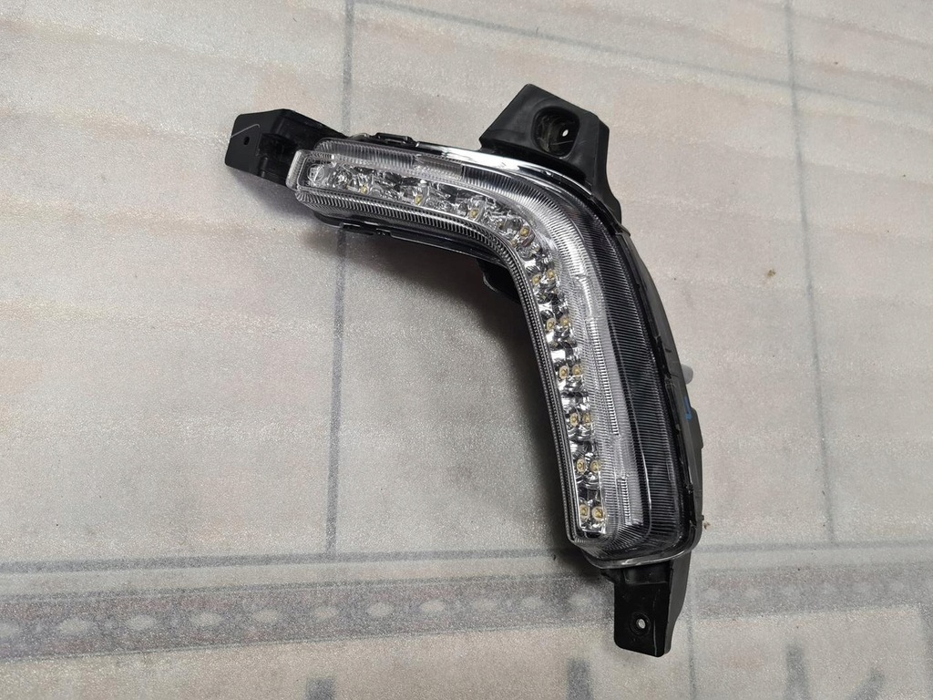 фото №1, Hyundai i10 2014-2019 rok лампа бампера левая перед 92201-b901