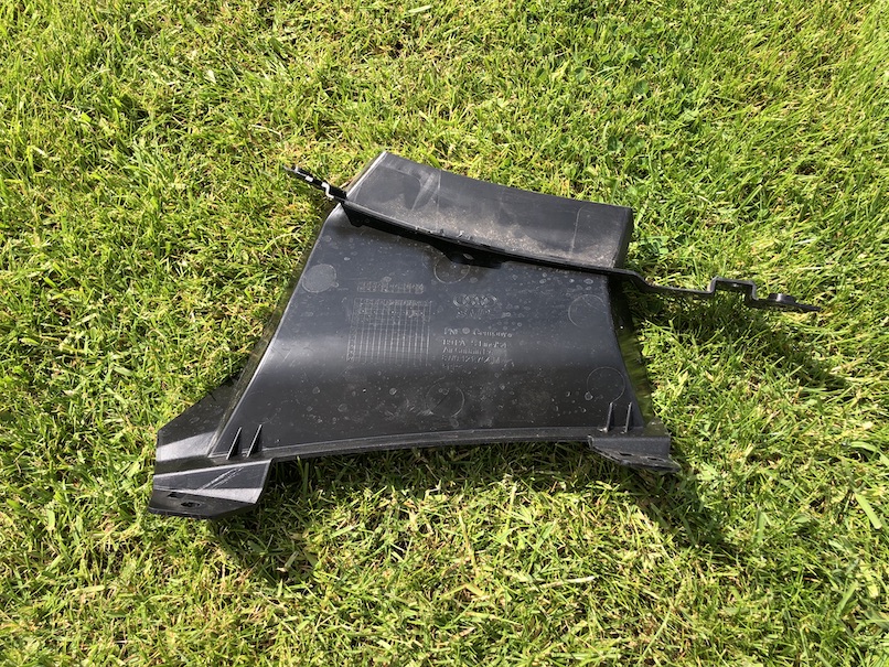 фото №1, Воздуховод воздуха audi a4 20-