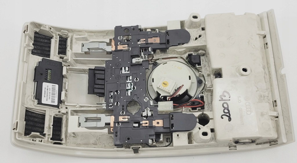 фото №6, Audi a6 c6 лампа потолочный home link люк 4f0947135ba