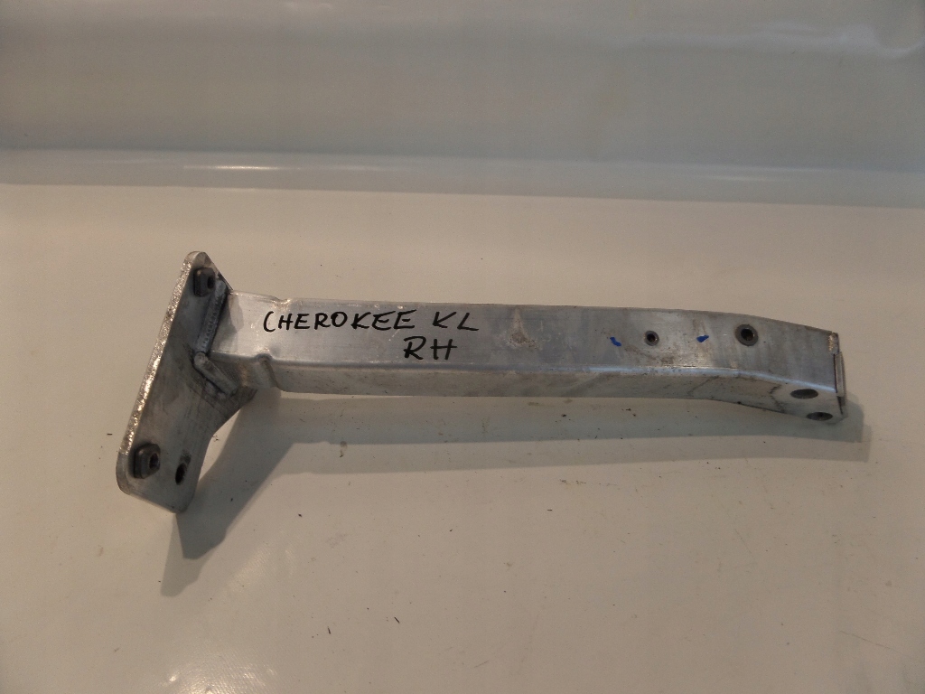 фото №5, Jeep cherokee kl кронштейн зона деформации правая p68143964ab
