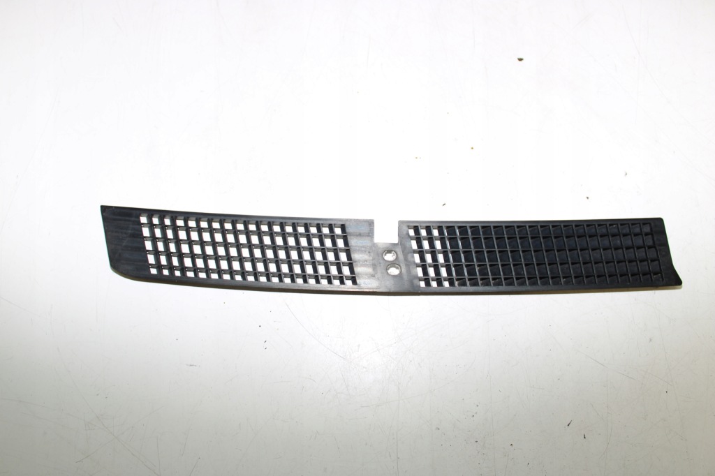 Купити Bmw e38 решітка капот підкладка впуск повітря