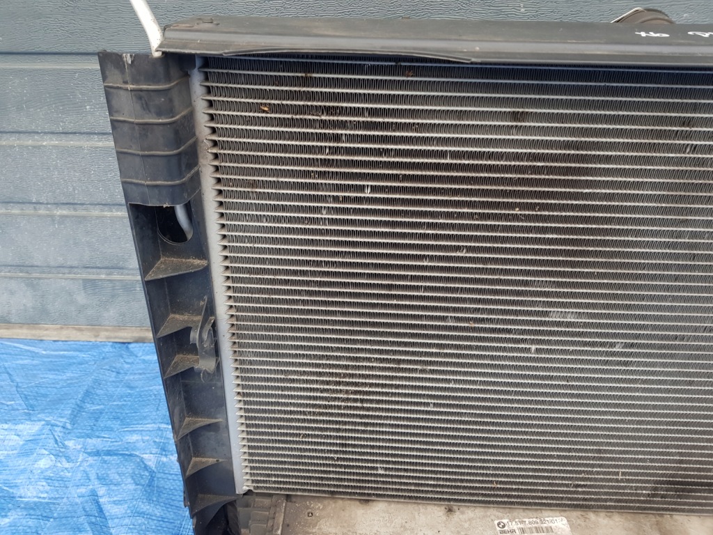 Комплект радиатор воды кондиционер bmw x6 e71 x5 e70 3.0 d 7809321 в Украине