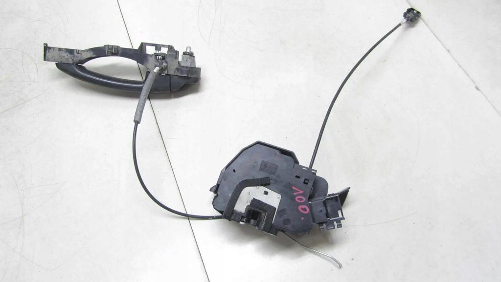 фото №8, Trafic vivaro iii замок дверь правый перед 805039405r