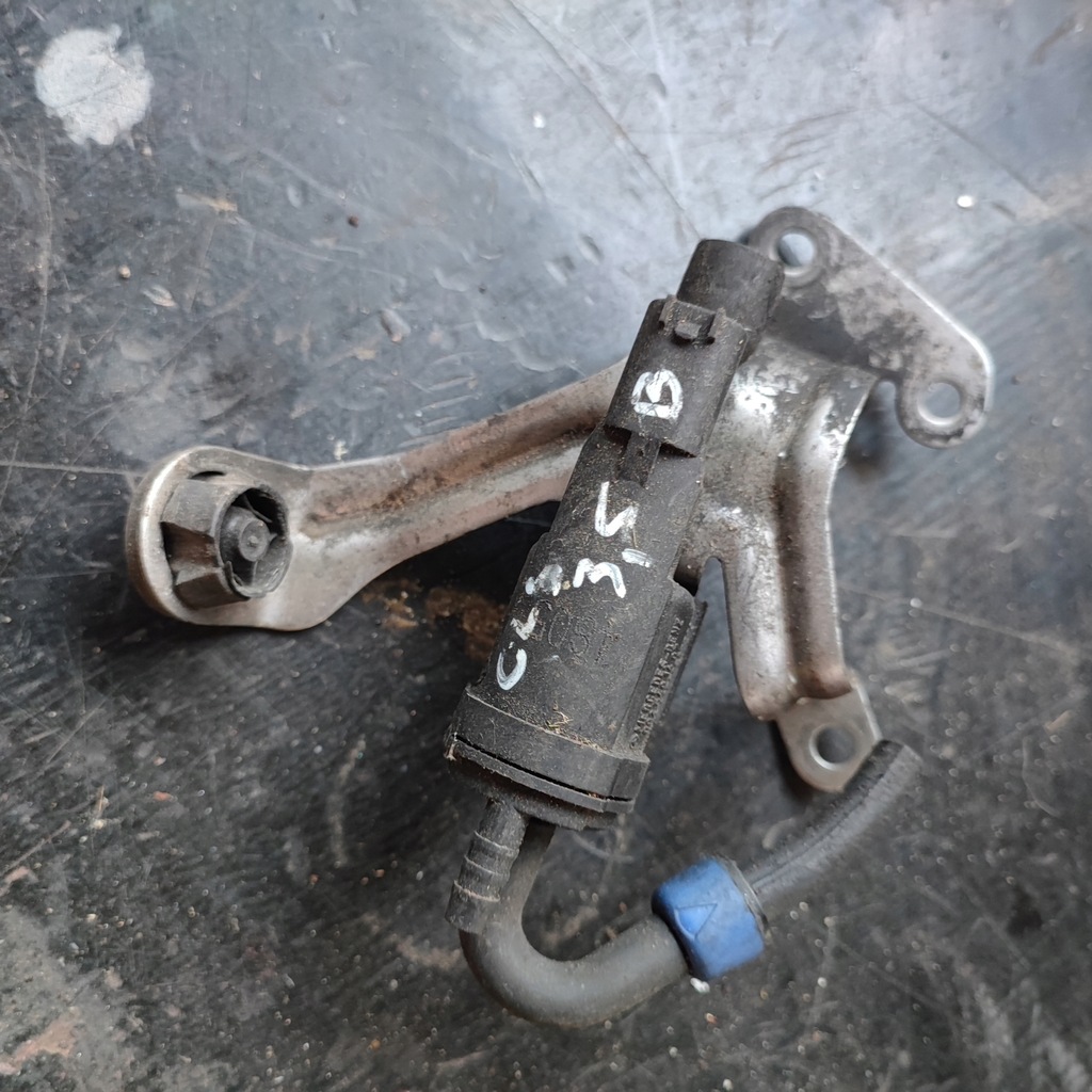 фото №1, Mercedes w219 cls клапан вакууму