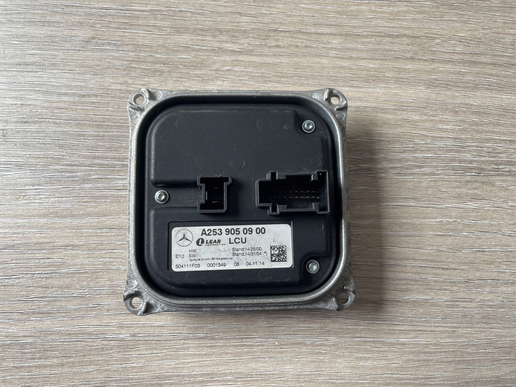 фото №1, Mercedes glc 253 перетворювач лампи a2539050900