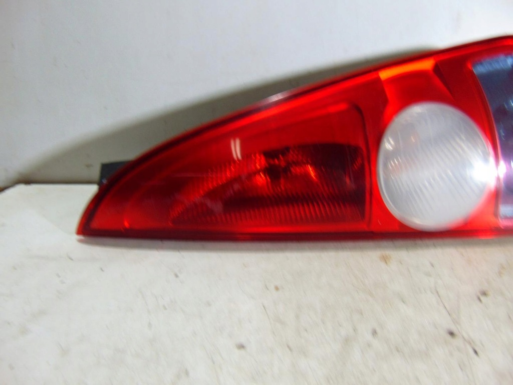 фото №3, Лампа правая задняя задняя renault espace iv