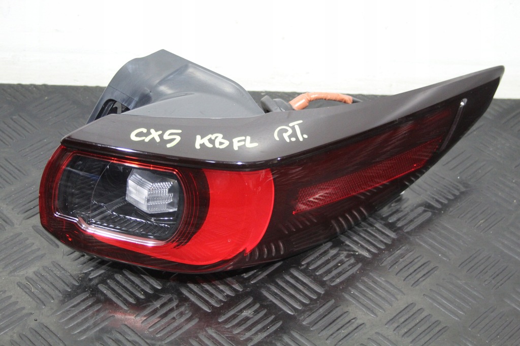 фото №1, Лампа правий задня mazda cx5 ii 2 kf kb lift