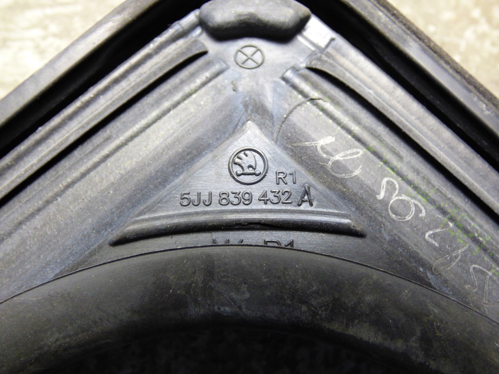 фото №7, Прокладка рамки дверь правая левая задняя st.bdb rapid