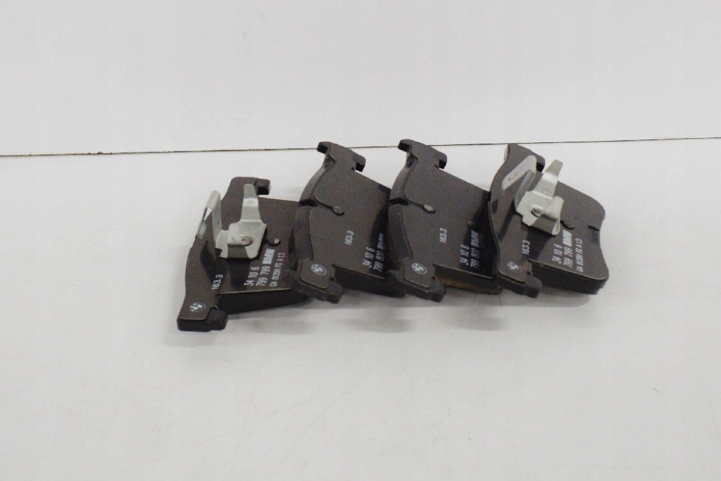 фото №7, Bmw 4 gran coupe f36 набір гальмівних колодок гальмівних передніх 34106799801