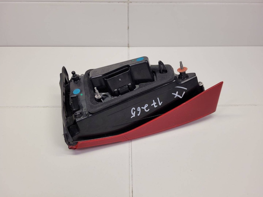 фото №10, Лампа задняя правая сторона alfa romeo giulia 952 2017 20700207