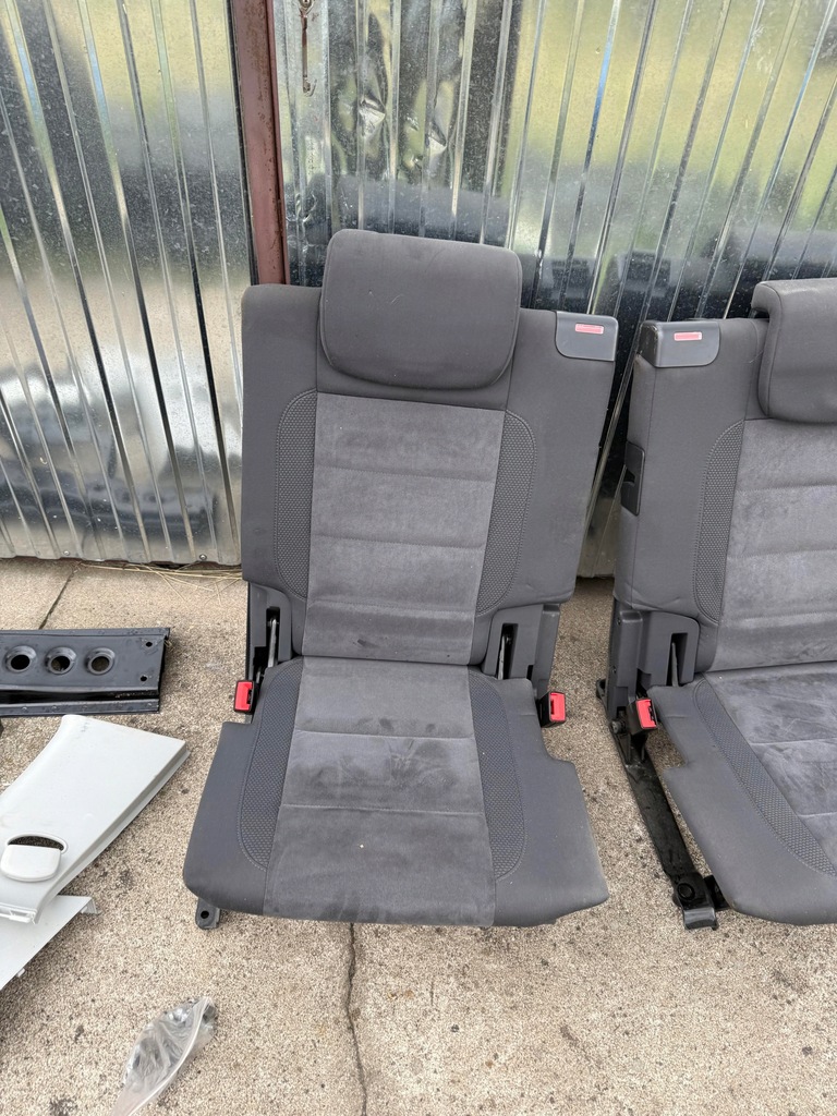 фото №3, Сидіння 3 ряд ремені kpl. touran 1t1 10-15 rok