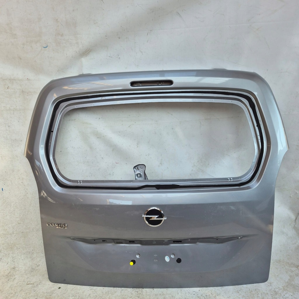 фото №1, Opel combo e 18- крышка багажника багажника задняя задняя