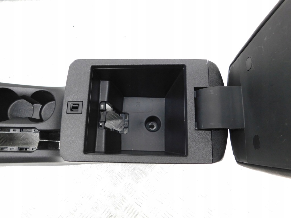 фото №9, Підлокітник тунель середній - mg zs suv 2017- europa