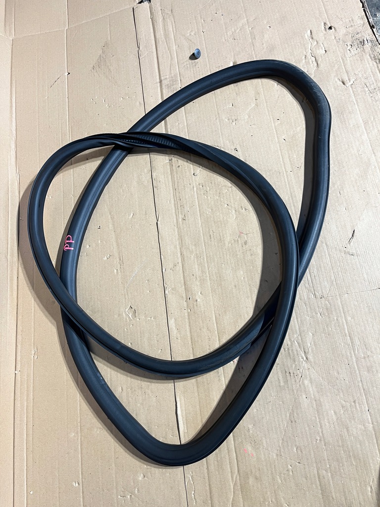 фото №1, 19 opel meriva b ii прокладка двері перед права