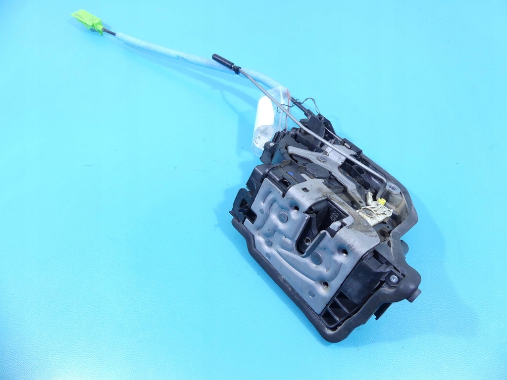 фото №1, Замок задняя правый 7281940 bmw 2 f45 f46 14-22