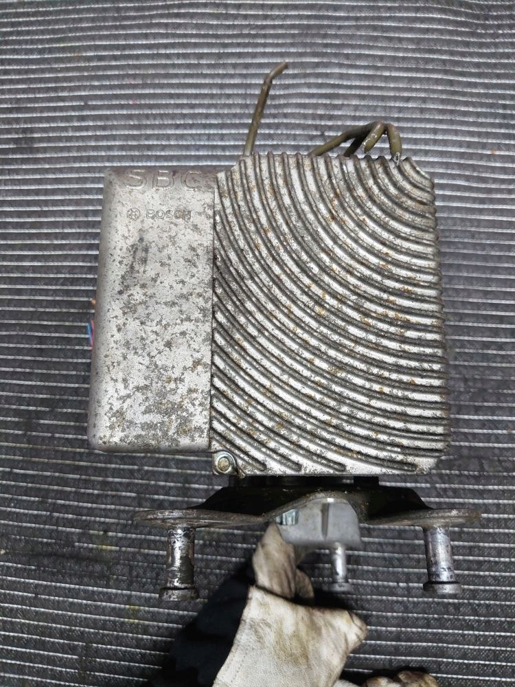 фото №8, Штекер насоса abs sbc mercedes e-klasa w211