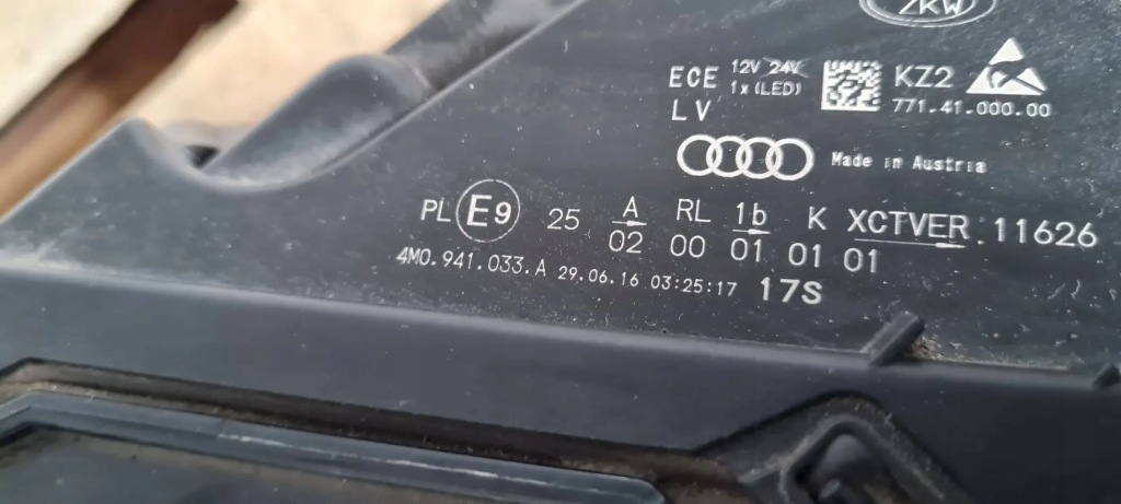 Q7 4m 2 фара левая левый перед full led 4m0941033a с Разборки