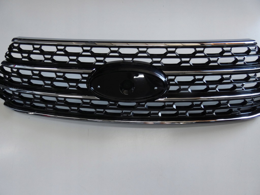 фото №1, Решётка радиатора, решётка радиатора ford explorer 2021