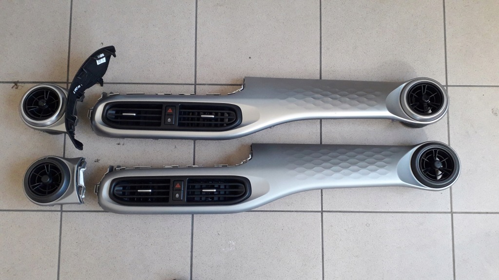 фото №1, Hyundai i10 iii 2020- молдинг консоли воздуховод dekor