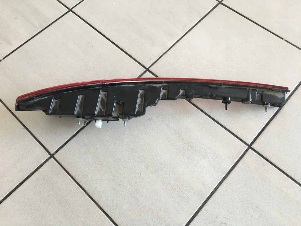 фото №10, Proceed iii 18- лампа правая левая задняя крышки led