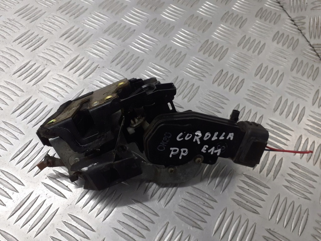 фото №1, Замок двері правий перед toyota corolla e11 2pin