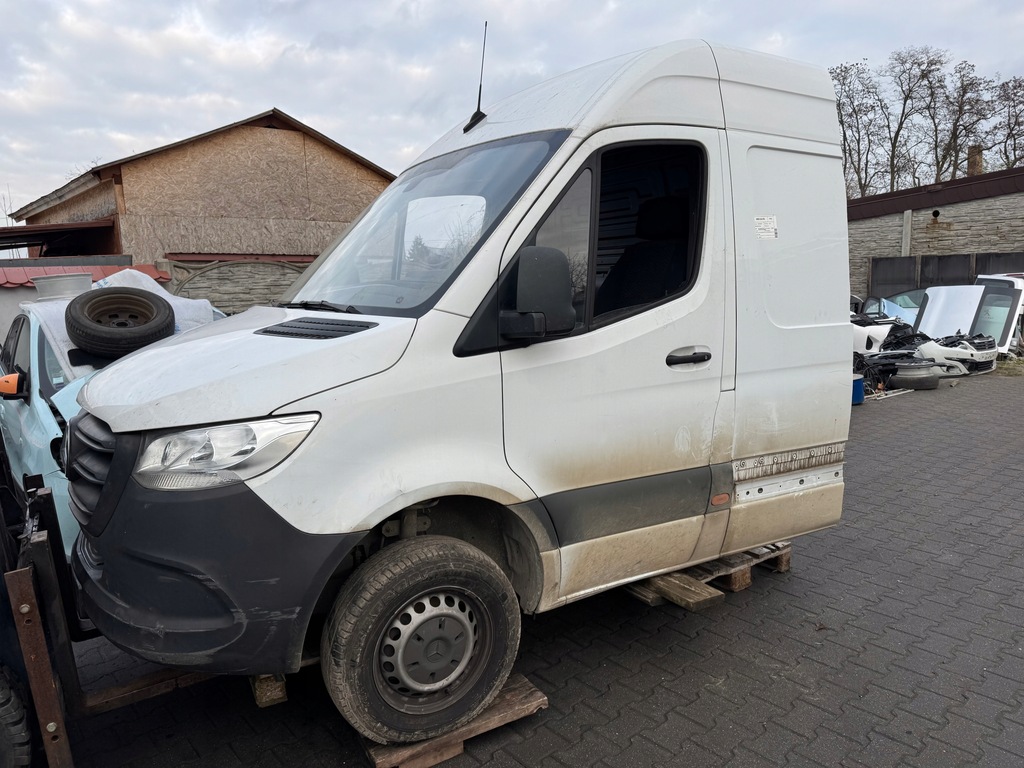 фото №3, Mercedes sprinter 910 четверть левая перед правая привод перед