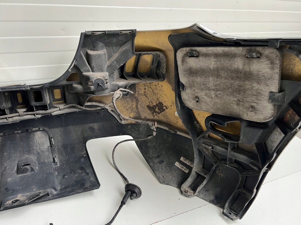 Бампер задній задній mercedes ml w164 pdc Доставка