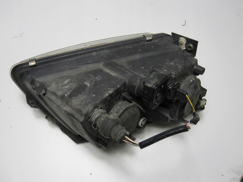 фото №9, Лампа передняя левая vw passat b5 00r