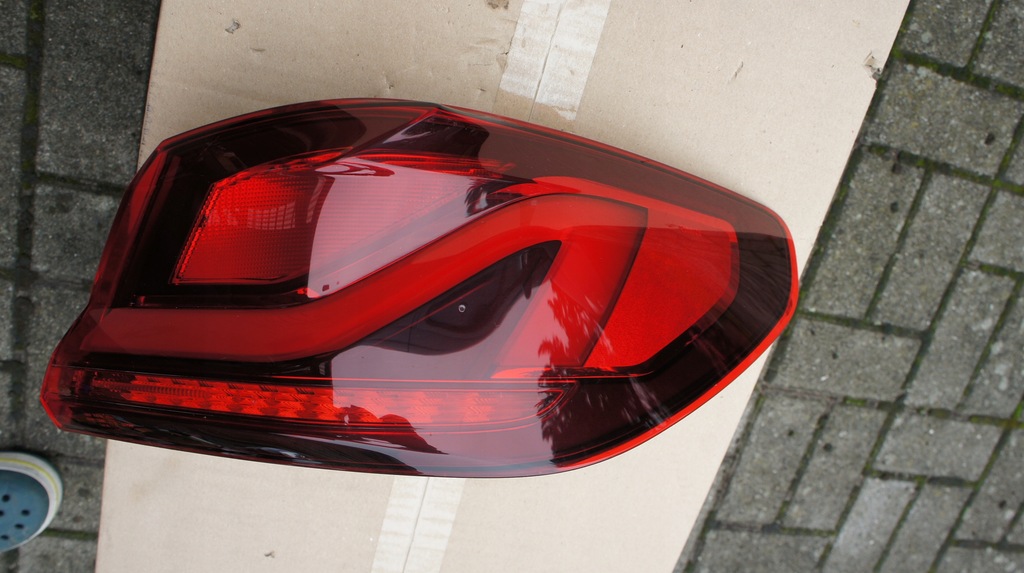 фото №4, Задня права лампа bmw 1 i f40 led