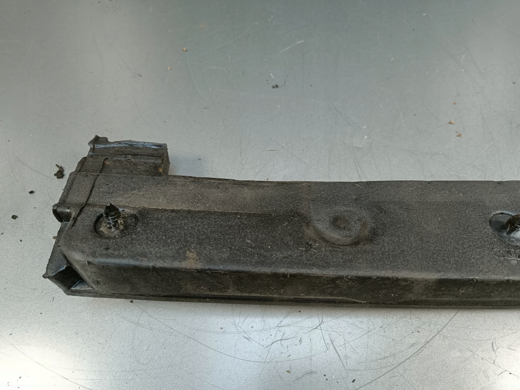 Шумоизоляция накладка крыла audi a3 8v правое правый 8v0823722 Недорого