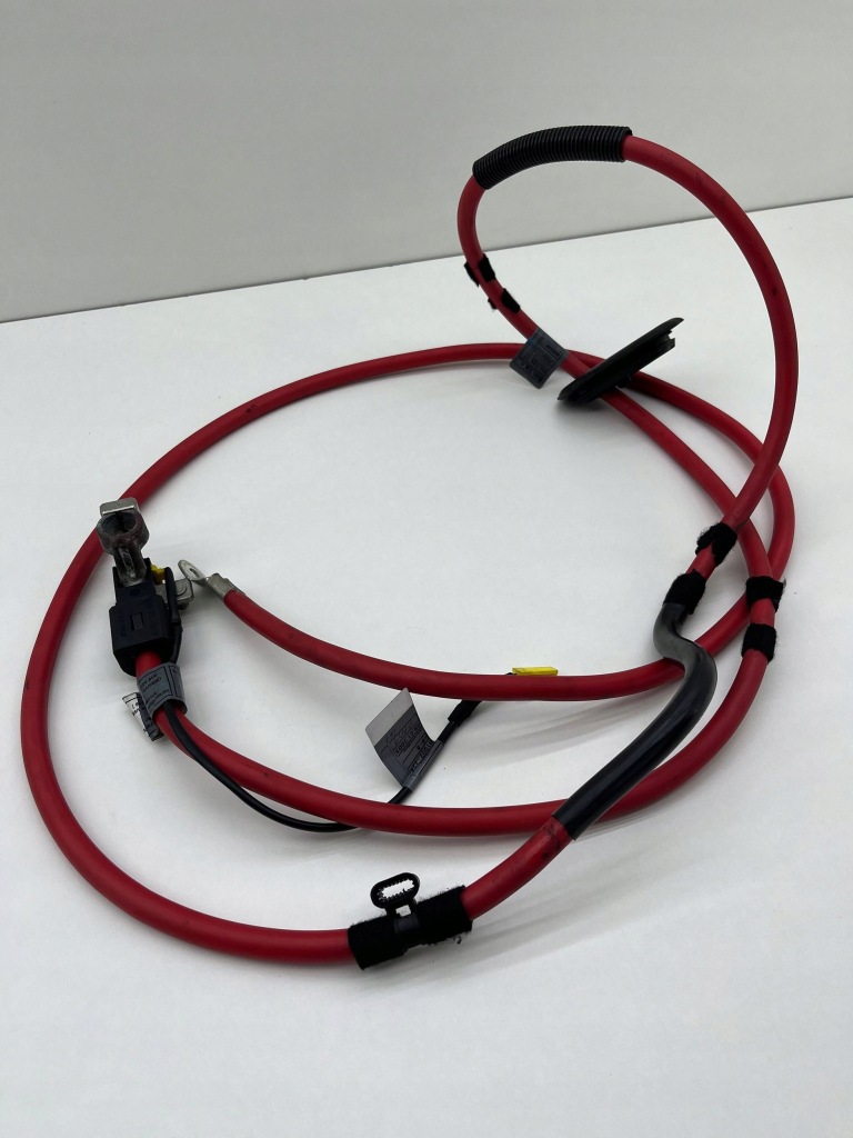 Купити Bmw 3 e46 lci купе клема плюсова акумулятор 8368714