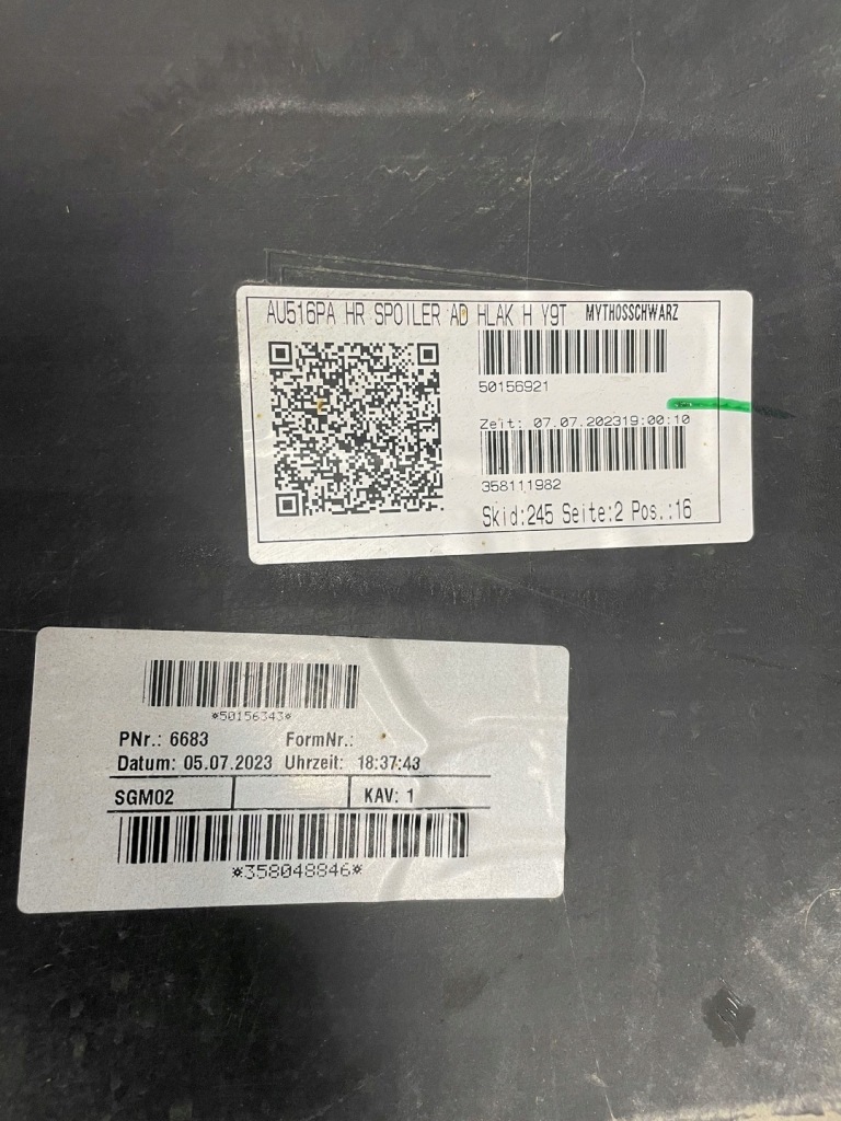 фото №9, Audi e-tron спойлер накладка бампера задняя задняя