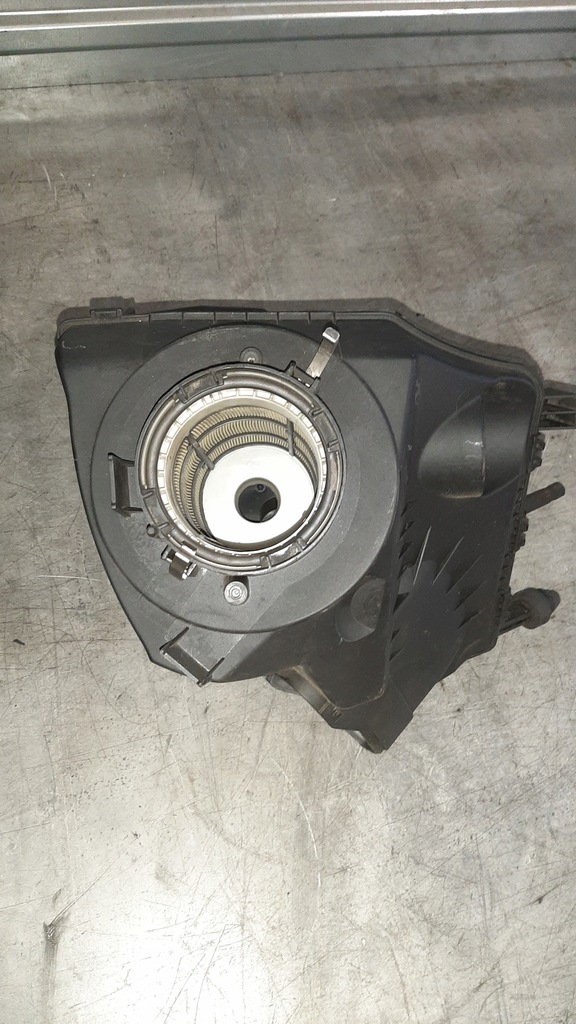 фото №4, Корпус фильтра воздуха 059133835e audi a6 c6