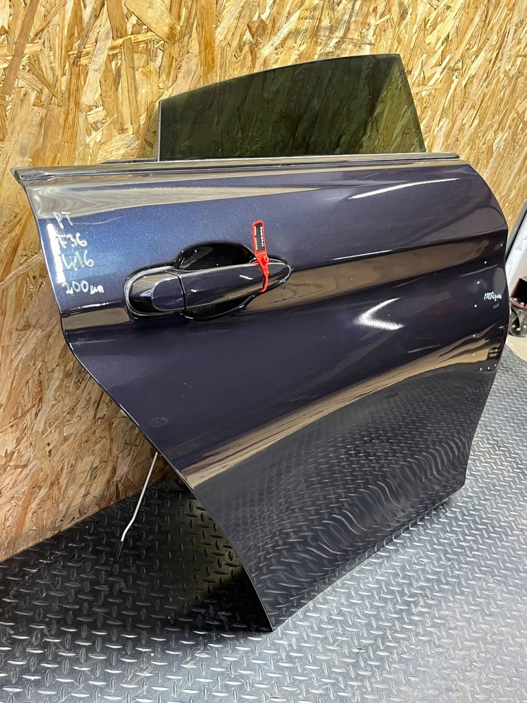 фото №12, Bmw 4 f36 gran coupe 2016 задняя сторона правая дверь задние 416 carbonschwarz