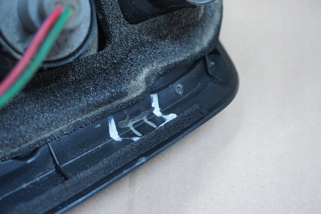 фото №13, Nissan patrol лампа лівий задня задня w крила gr y61 97-04r