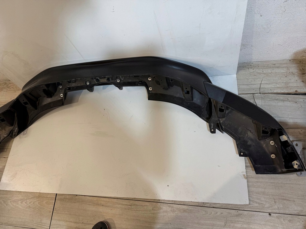 фото №13, Aston martin dbx бампер задній