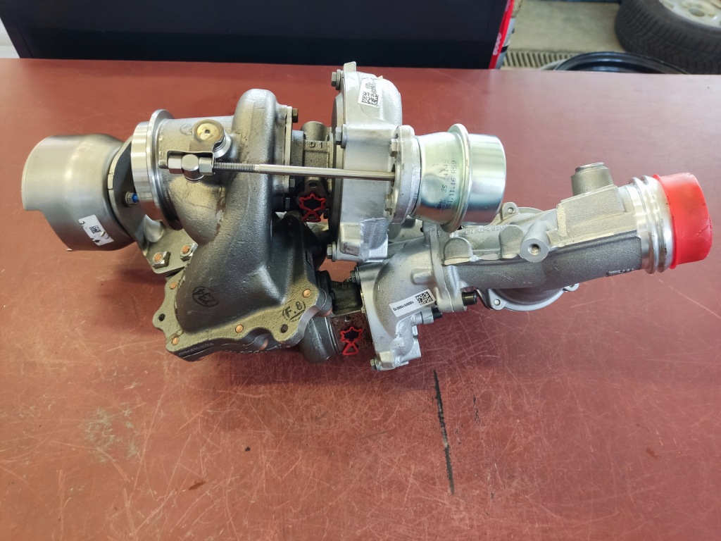 Турбонагнітач турбіна mercedes 651 a6510907080 nowa Оригінал