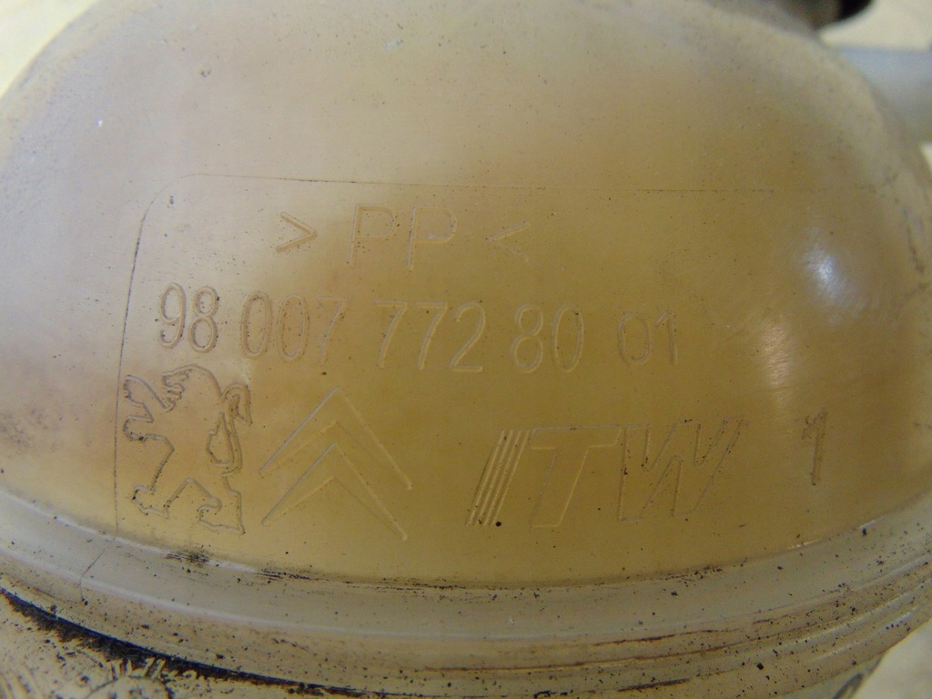 фото №15, Бак расширительный жидкость peugeot 2008 1.2