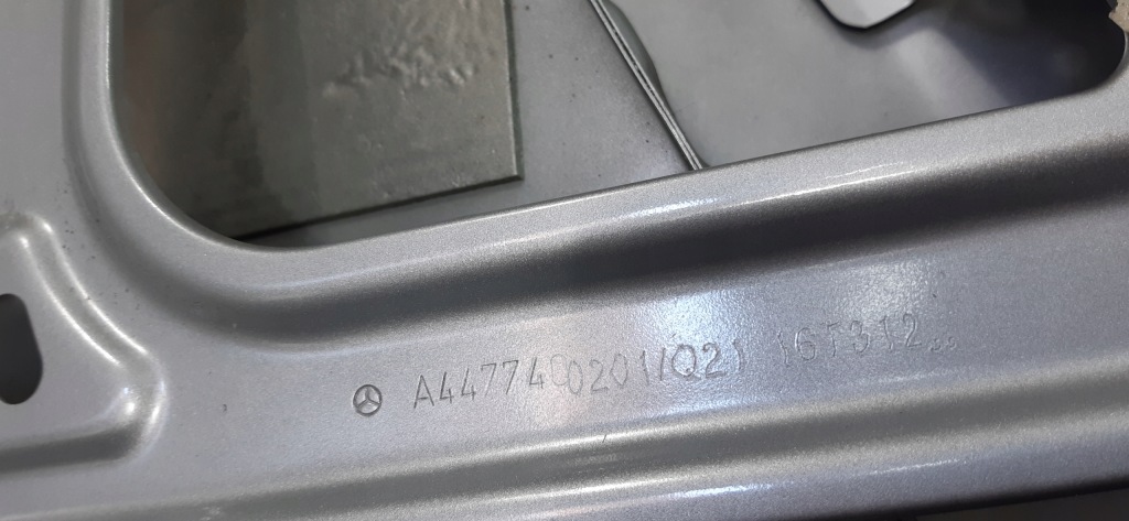 фото №8, Mercedes vito w447 задня кришка багажника кришка багажника задня a447740