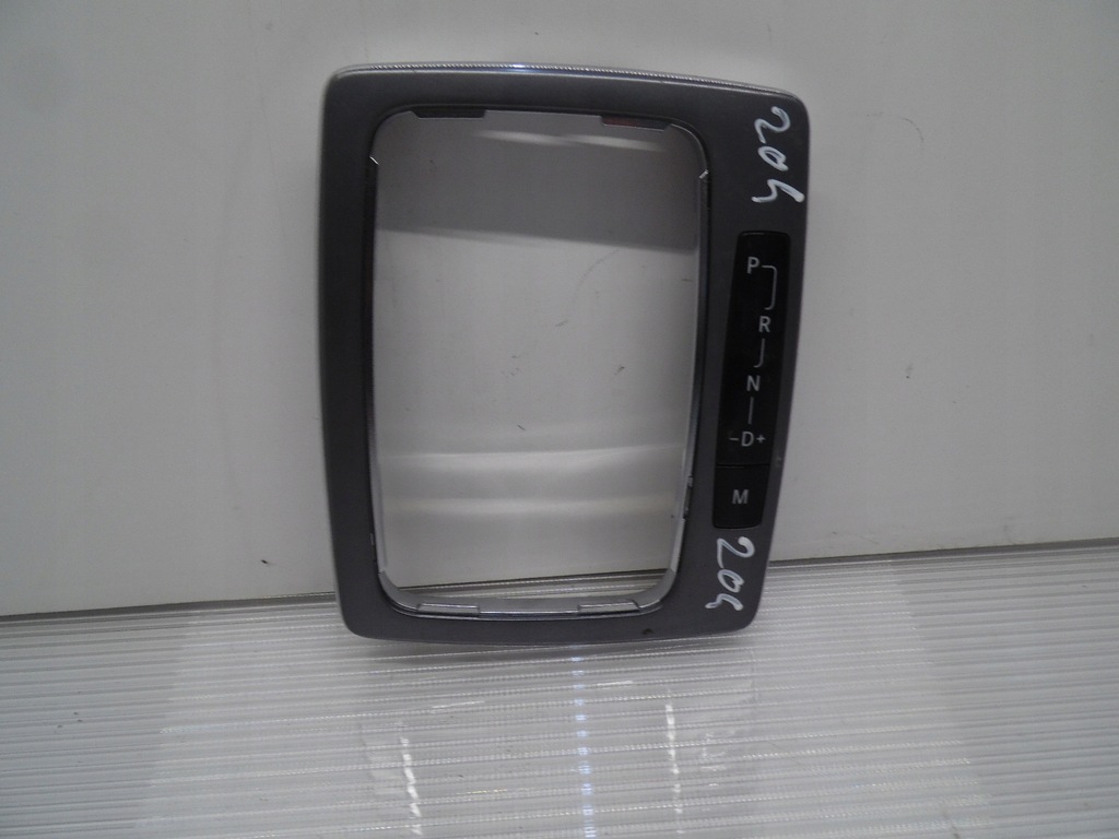 фото №1, Рамка dekor домкрата mecedes w204 автоматична коробка передач