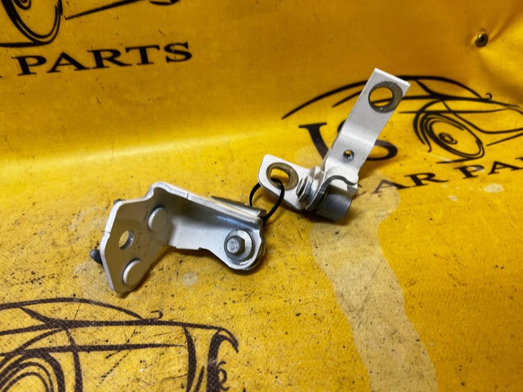 фото №3, Петлі двері правий задня ford escape mk4